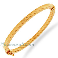 Yellow gold square tube bangle with wrapping lines design